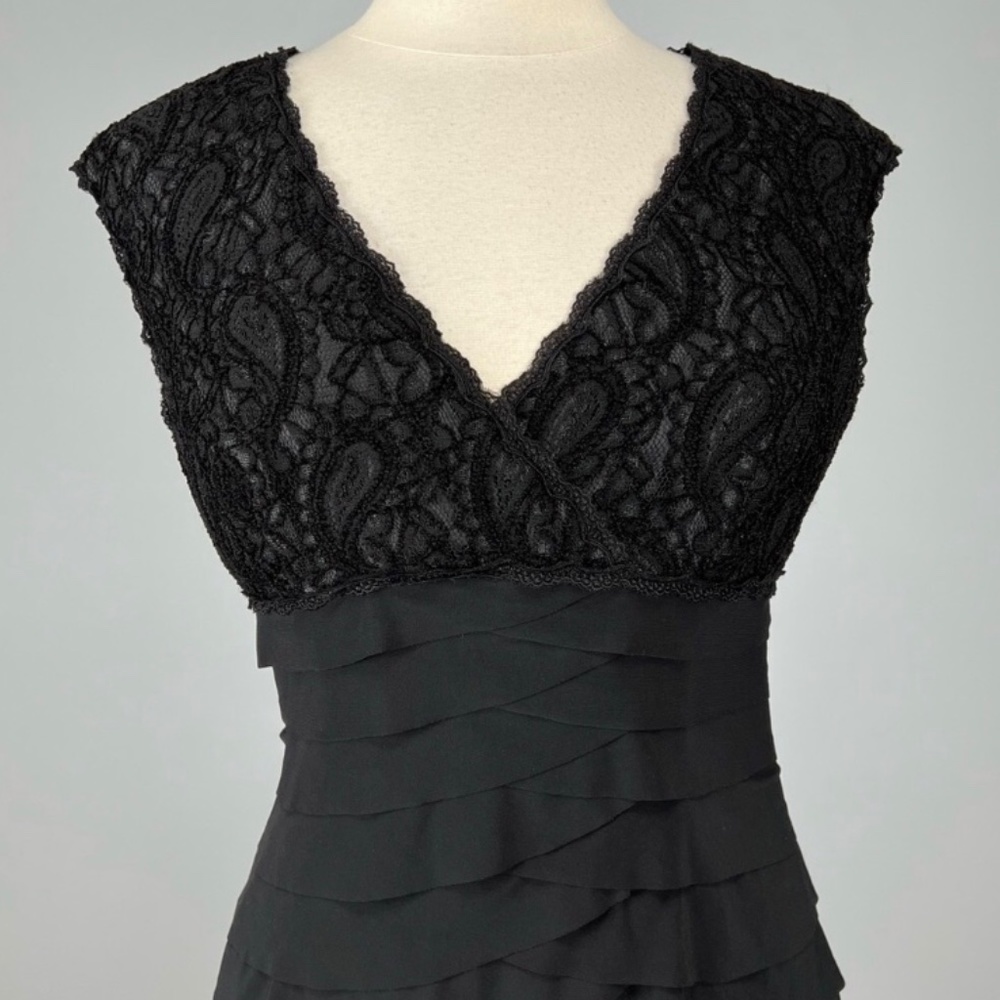JONES WEAR Black Lace Tiered Dress/Size 4 - Picture 8 of 14